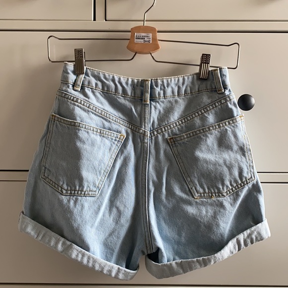 NA-KD High Rise Shorts - Picture 2 of 5